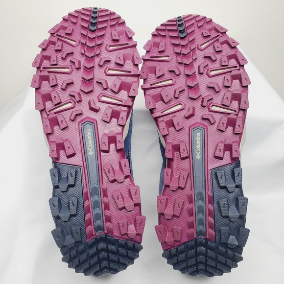 Columbia Trail Waterproof Shoes - Picture 2 of 9